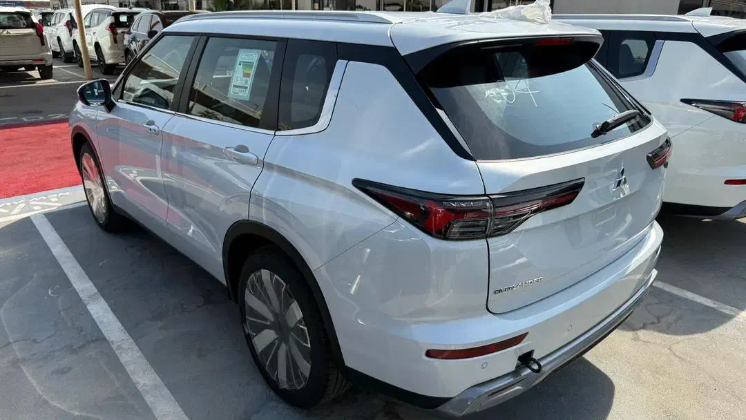 میتسوبیشی اوتلندر اچ لاین ۲۰۲۶|خودرو سواری و وانت|ماکو, |دیوار