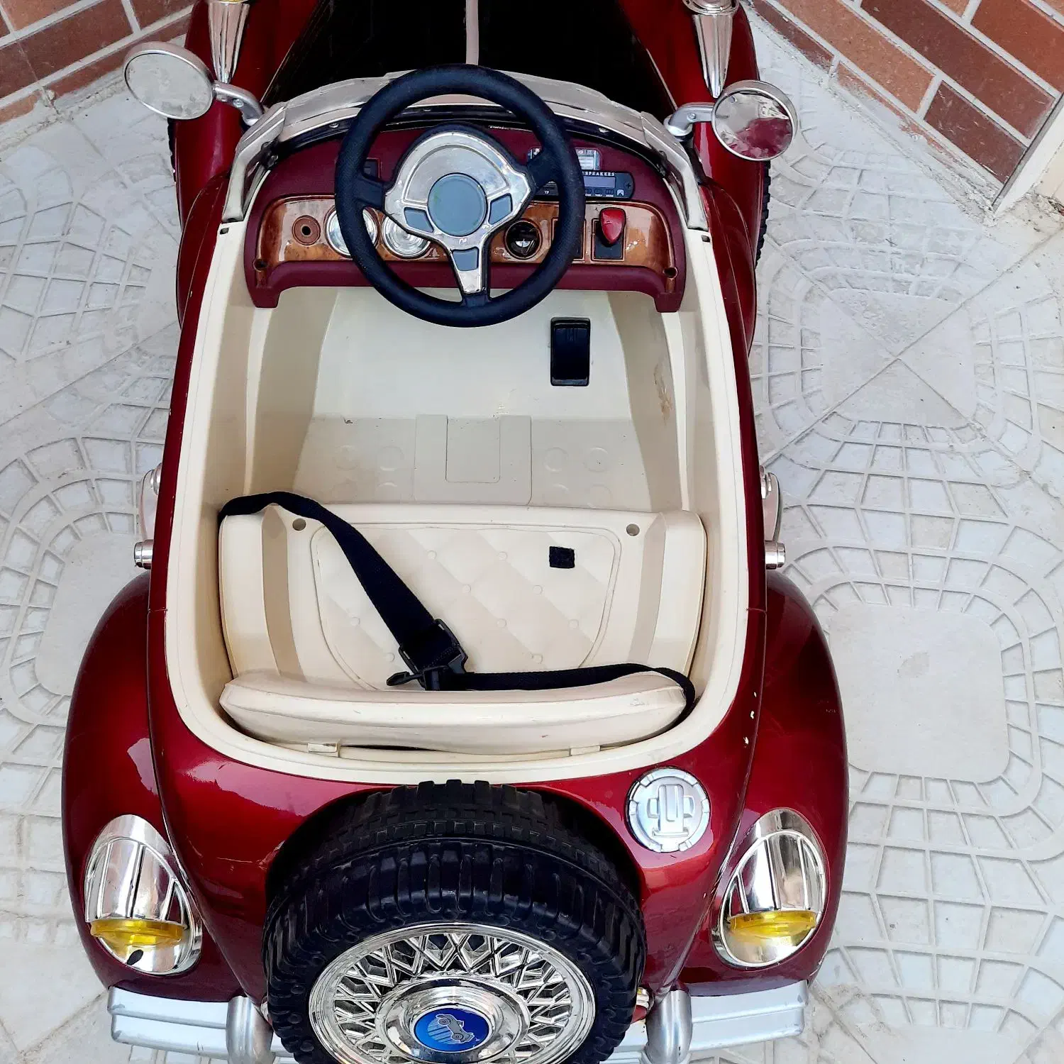 ماشین شارژی موزیکال فلشخور (چک صیادی)|اسباببازی|یزد, |دیوار