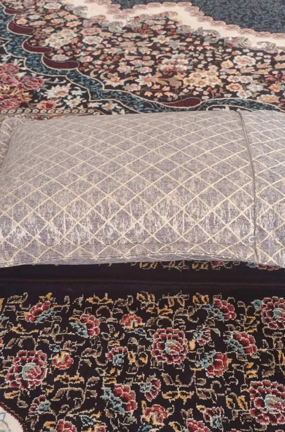 رویه بالشت|رختخواب، بالش، پتو|نورآباد, |دیوار