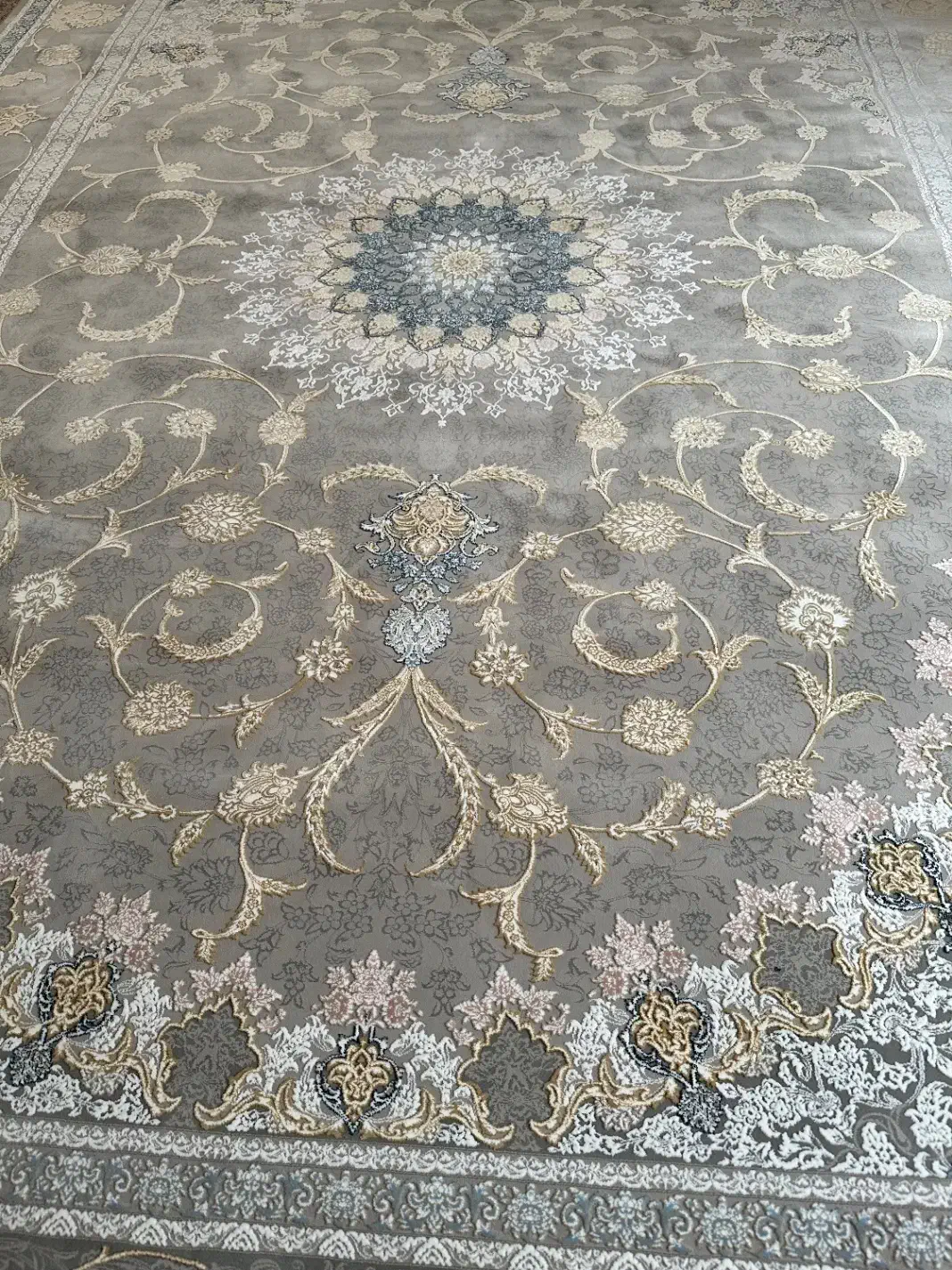 فرش گل برجسته نونو|فرش|اسدآباد, |دیوار