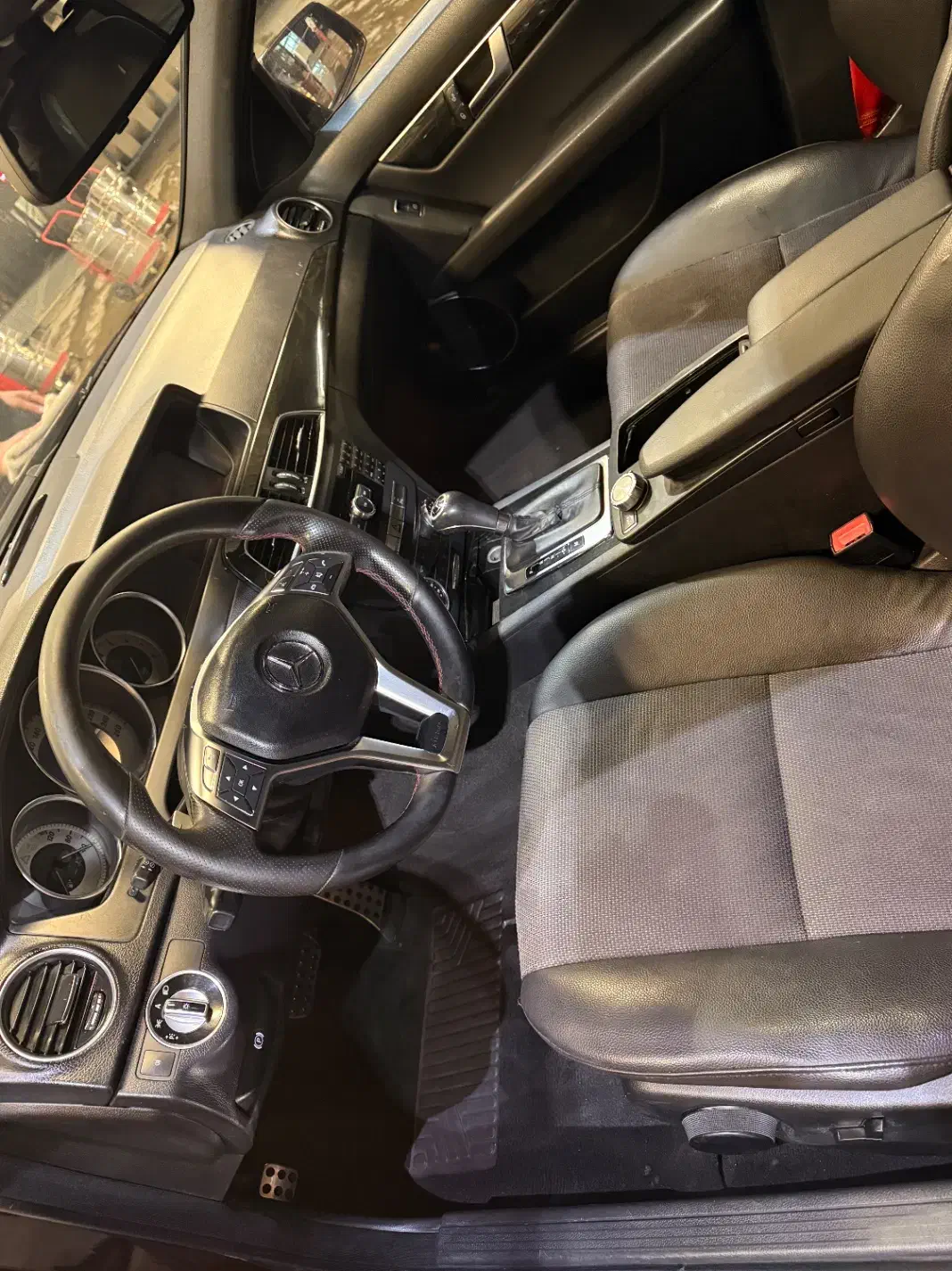 بنز c200مدل 2012|خودرو سواری و وانت|تهران, دروس|دیوار