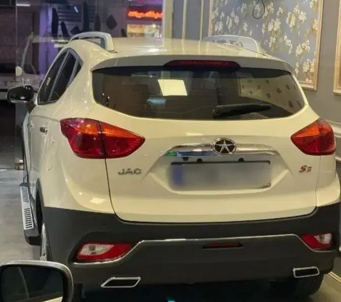 جک kmc SR3/ صفر / 1404 / صفر/ تحویل فوری|خودرو سواری و وانت|تهران, درختی|دیوار