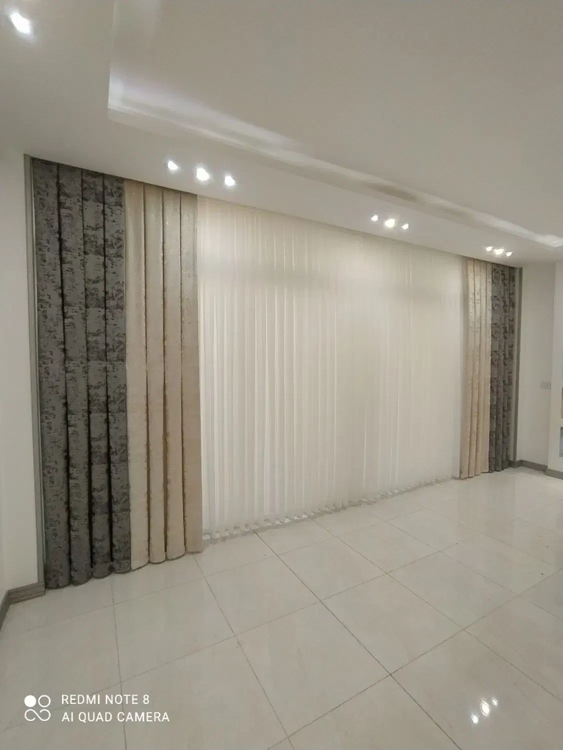 مینیمال زبرا شید /نجف آباد/اصفهان/فولادشهر|پرده، رانر، رومیزی|نجف‌آباد, طالقانی|دیوار