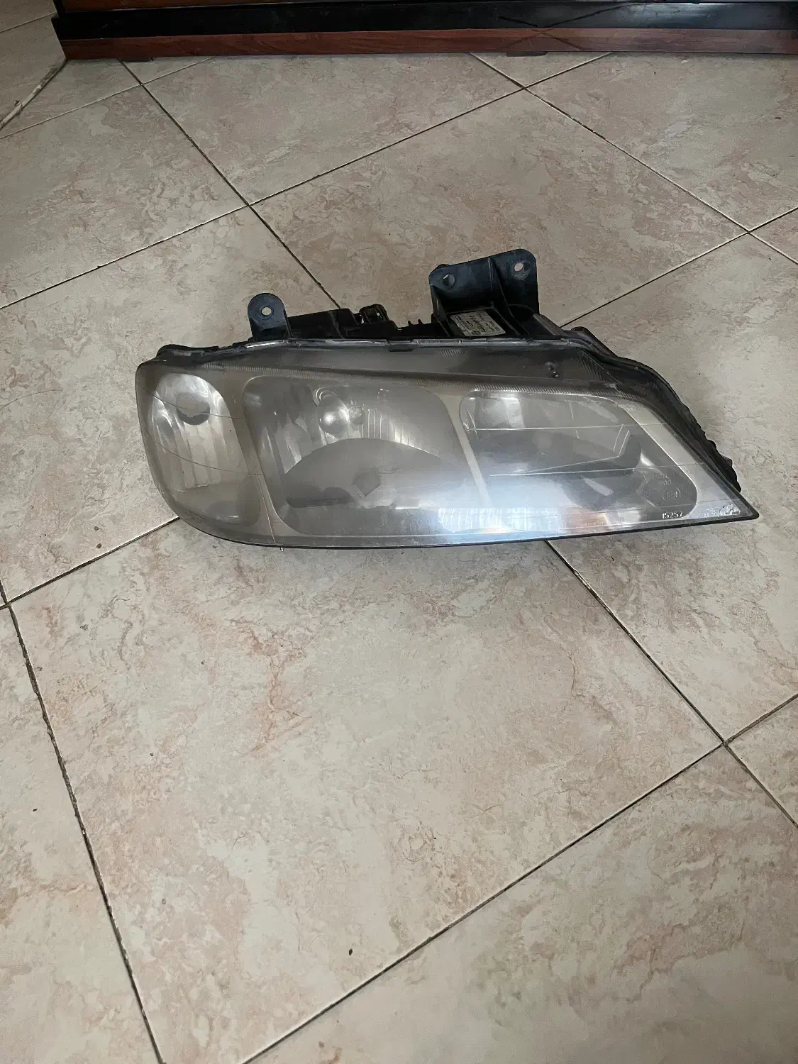 چراغ جلو پژو پارس و غربیلک فرمان پژو|قطعات یدکی و لوازم جانبی|اندیشه, اندیشه فاز ۴|دیوار