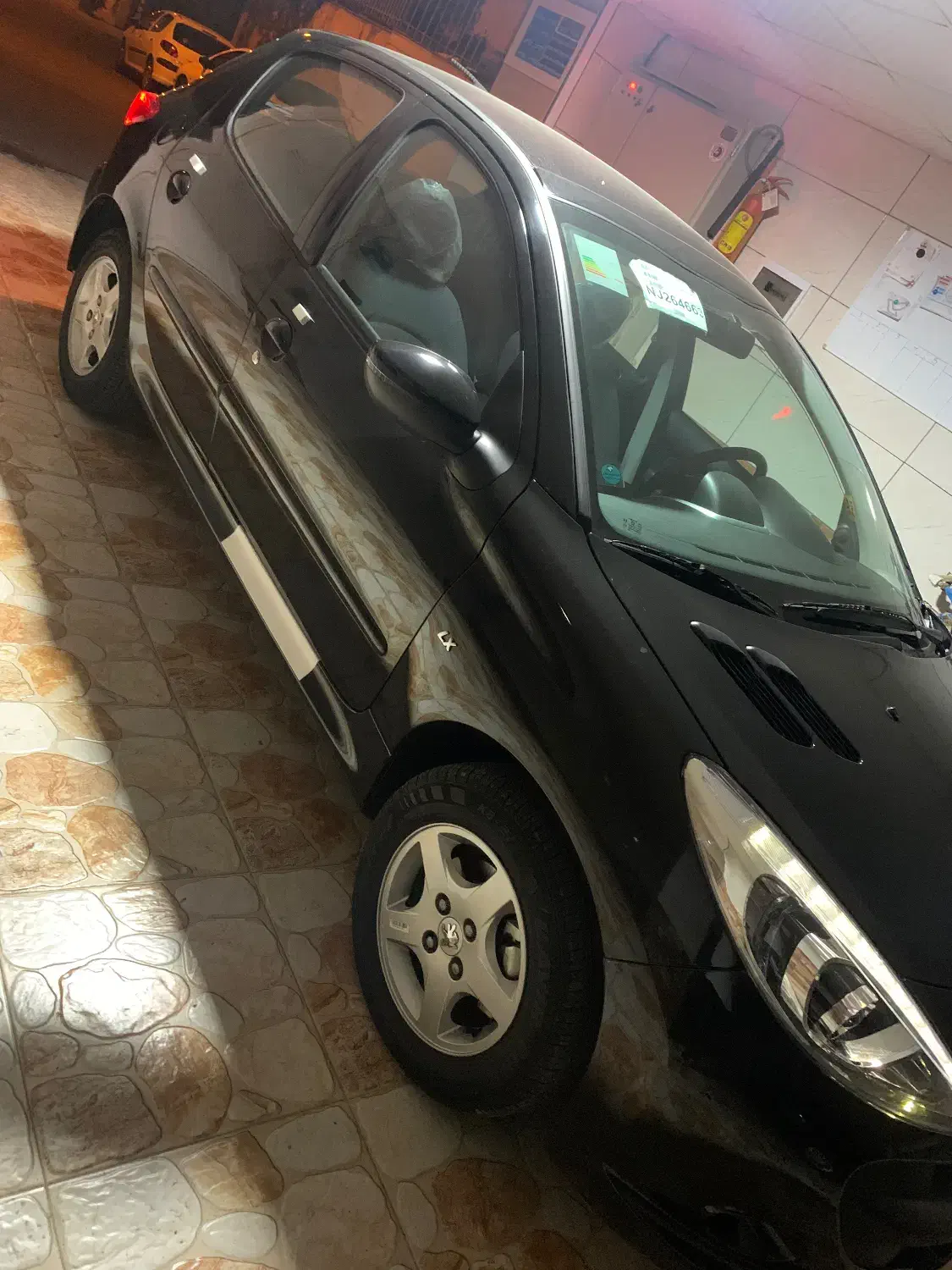 207پانا1401|خودرو سواری و وانت|لاهیجان, شهید آوینی|دیوار