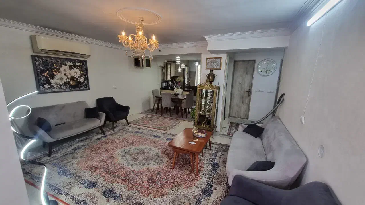 آپارتمان ۸۲متری ۲ خواب پارکینگ انباری ویو ابدی