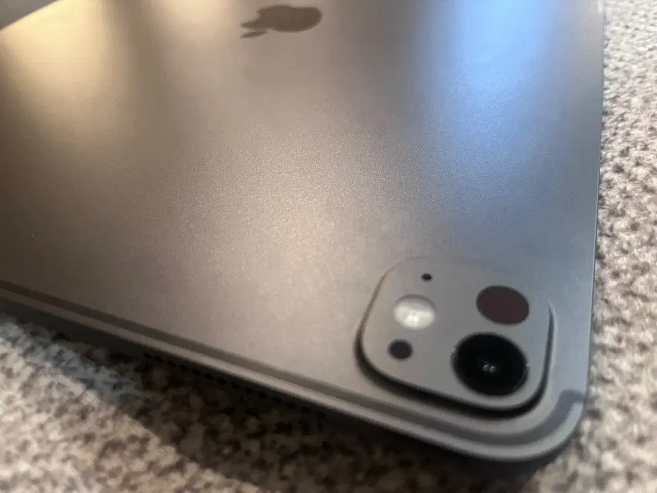 آیپد پرو ۲۰۲۴ ام فور ۱۳ اینچ - iPad Pro 2024 13|تبلت|تهران, لویزان|دیوار