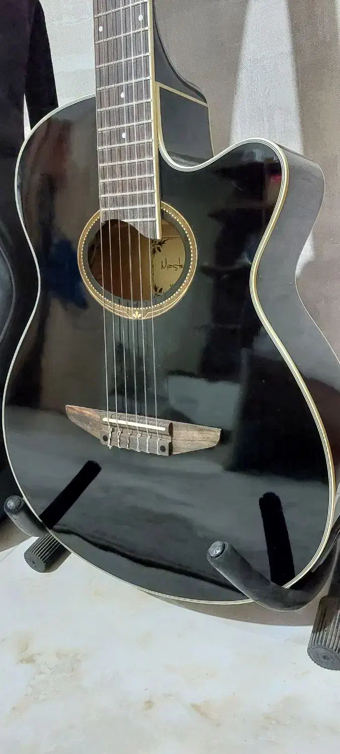 گیتار کلاسیک کات‌اوی مشکی براق|گیتار، بیس، امپلیفایر|کرج, شاهین‌ویلا|دیوار