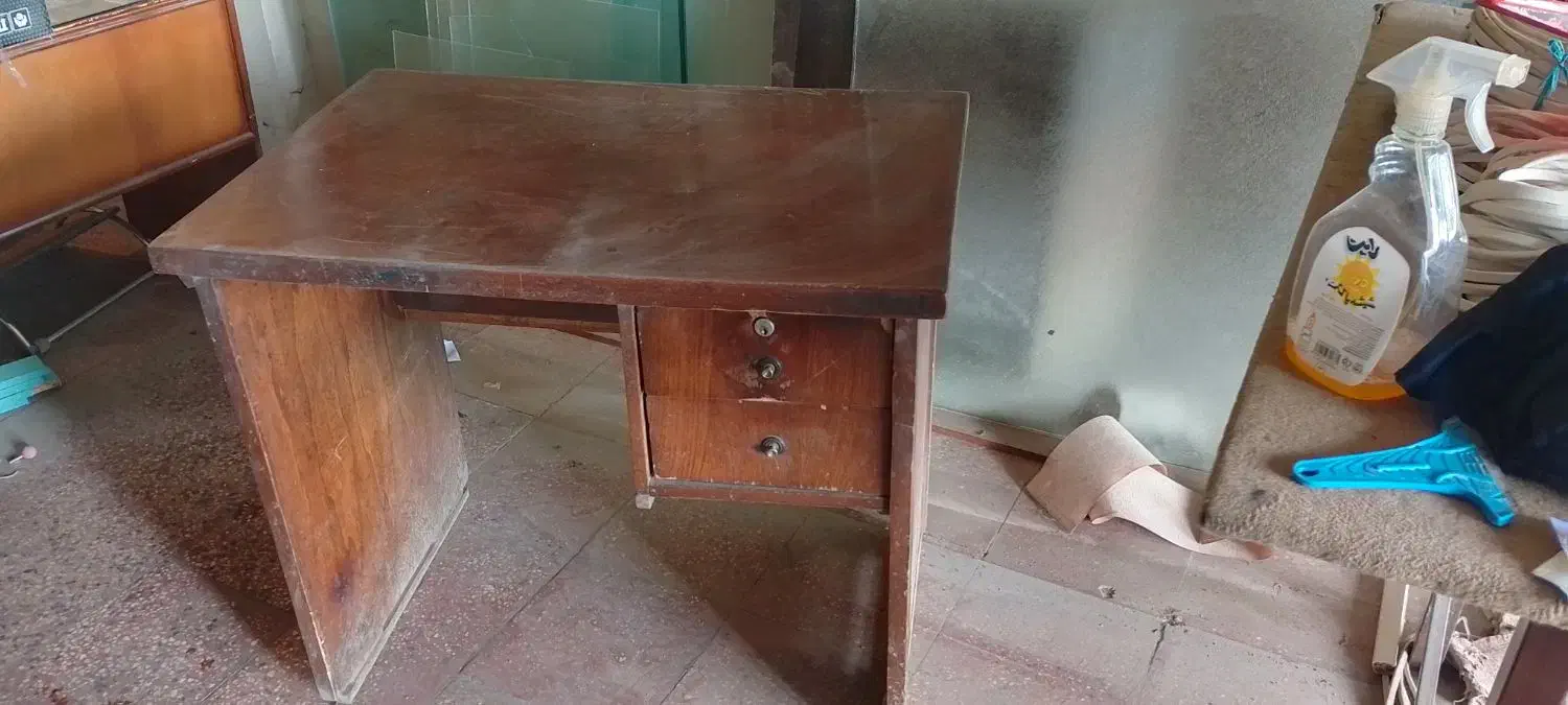 میز چوبی|میز تحریر و کامپیوتر|مراغه, |دیوار