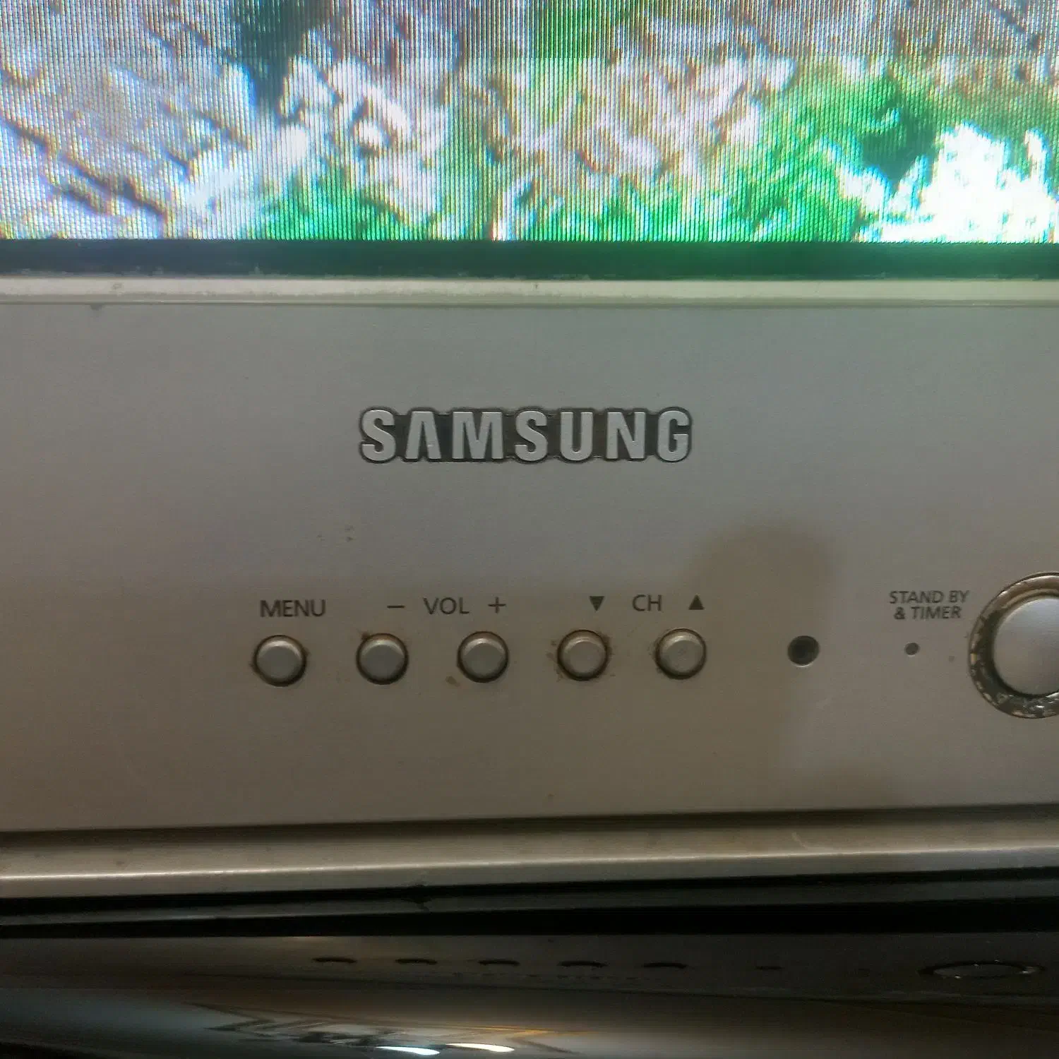 تلویزیون سامسونگ ۲۱ اینچ|تلویزیون و پروژکتور|زابل, |دیوار