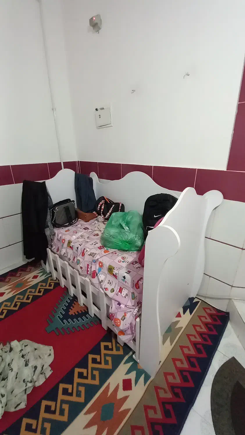 تخت کودک تا۷سال|تخت و سرویس خواب|قروه, |دیوار