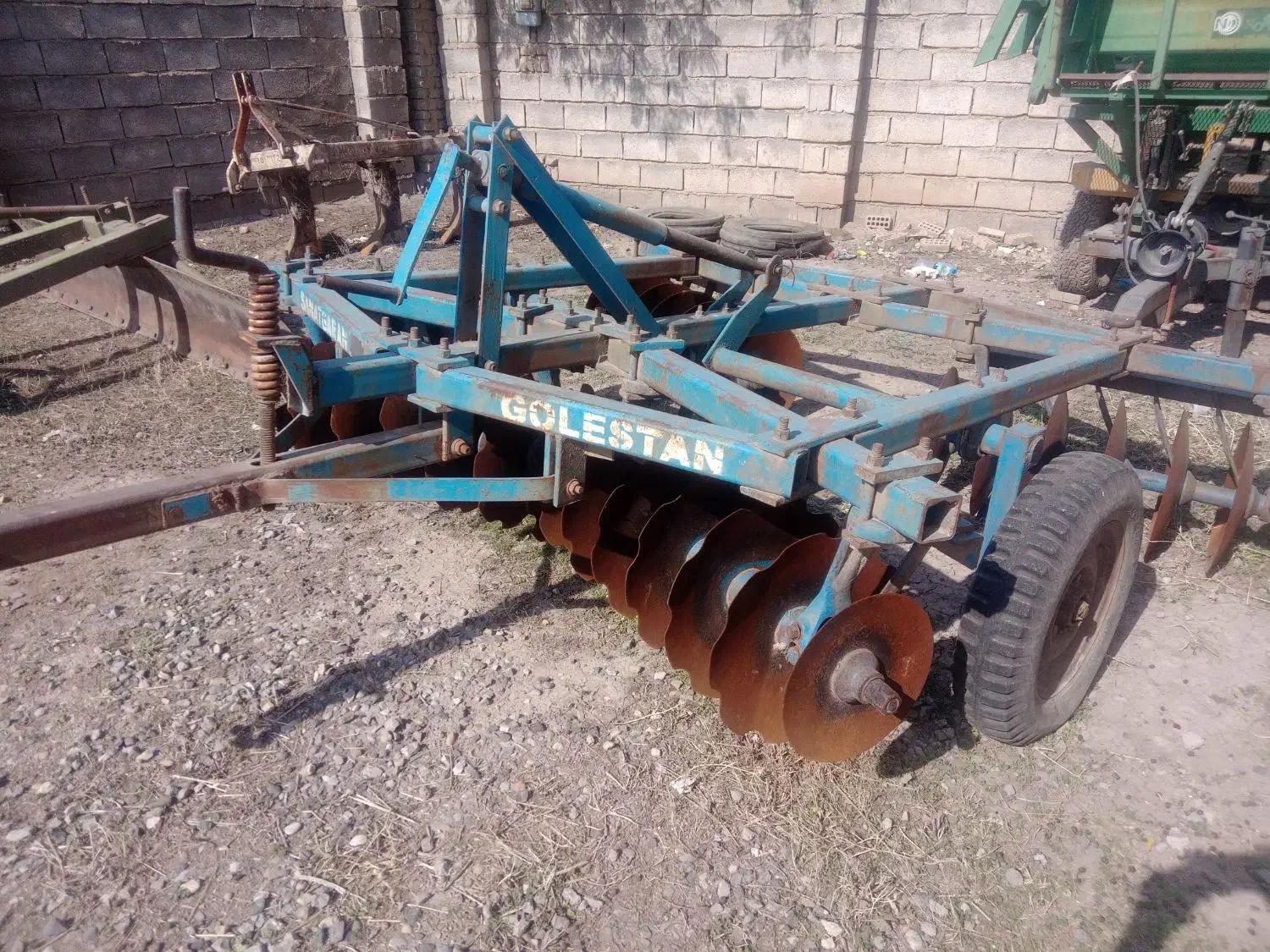 دیکس ابراهیمی درحد|ماشینآلات صنعتی|سنگدوین, |دیوار