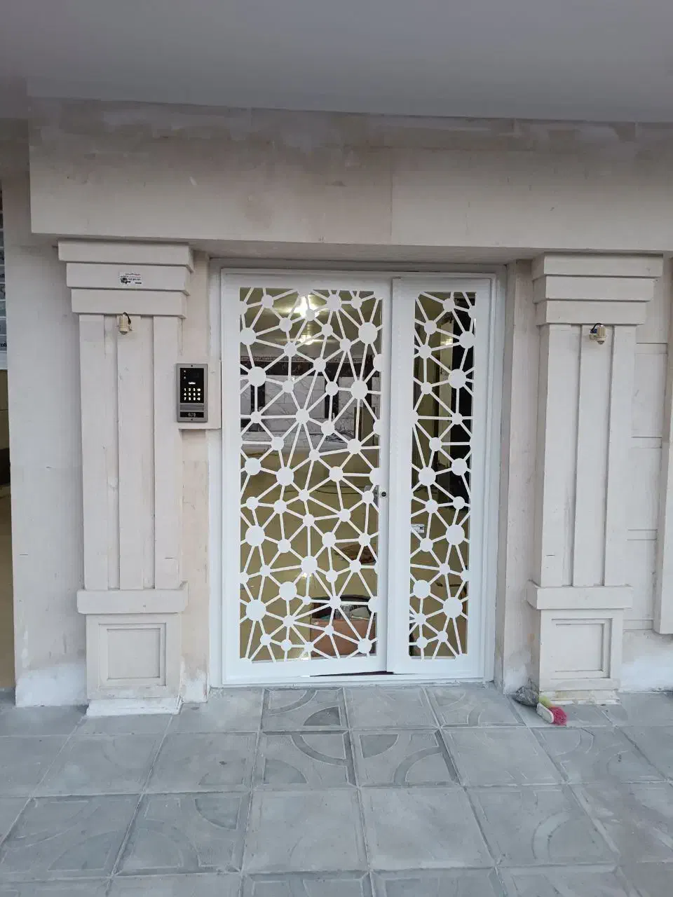 گچ کاری و لکه گیری ، نقاشی و رنگ آمیزی ساختمان|خدمات پیشه و مهارت|بیرجند, |دیوار