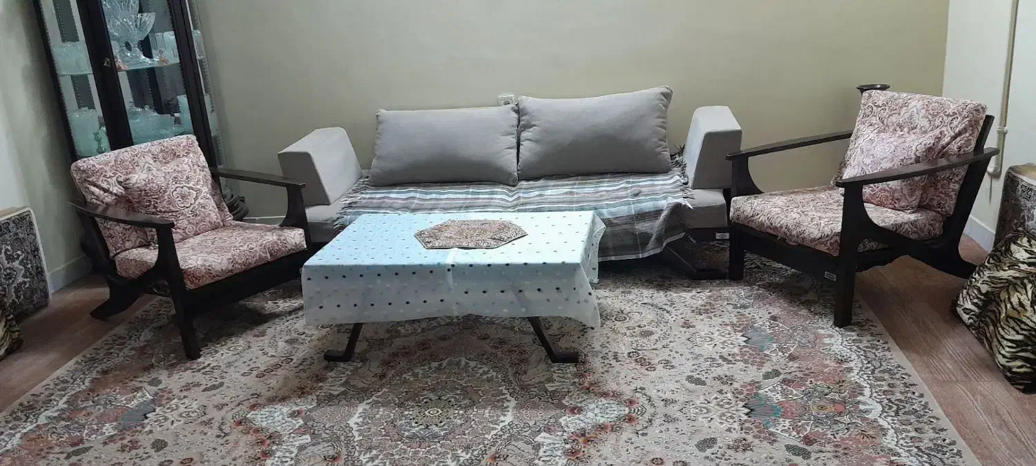 یک دست مبل ۵ نفره|مبلمان خانگی و میز عسلی|فردوسیه, |دیوار