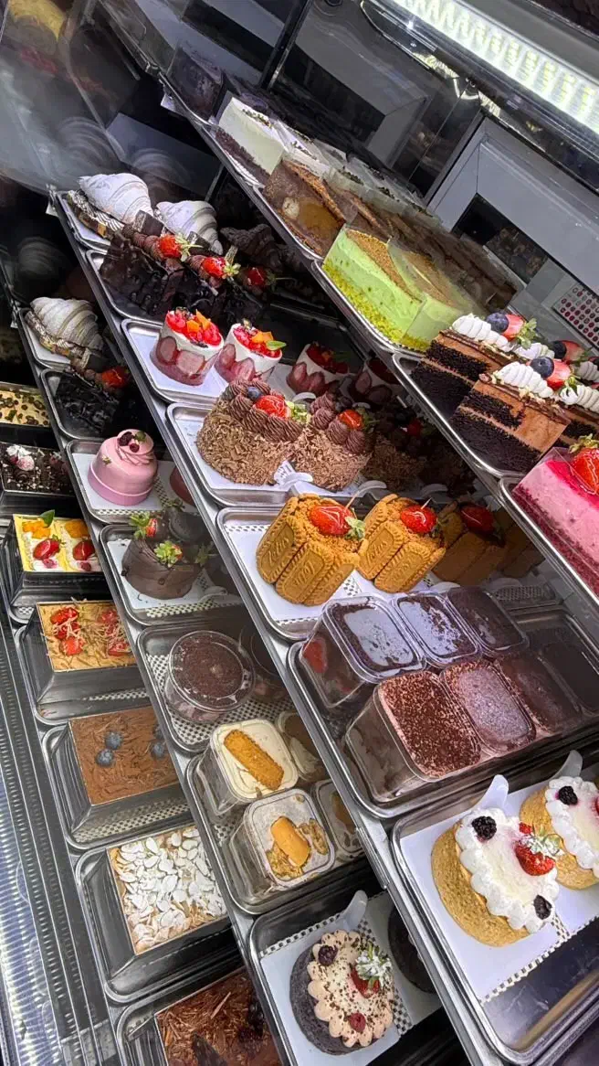 تا حالا از اینجا شیرینی خوردی|خوردنی و آشامیدنی|قم, گلزار|دیوار