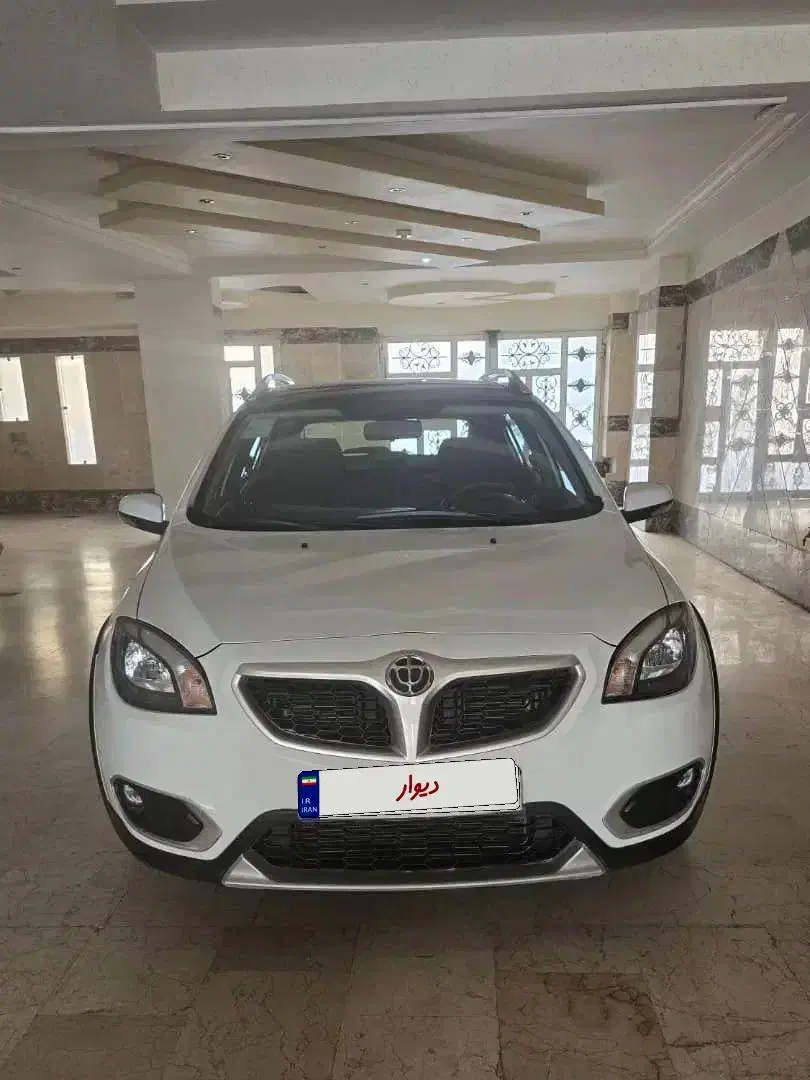 برلیانس 320کراس ۱۶۵۰ رنگ سفید|خودرو سواری و وانت|تهران, صادقیه|دیوار