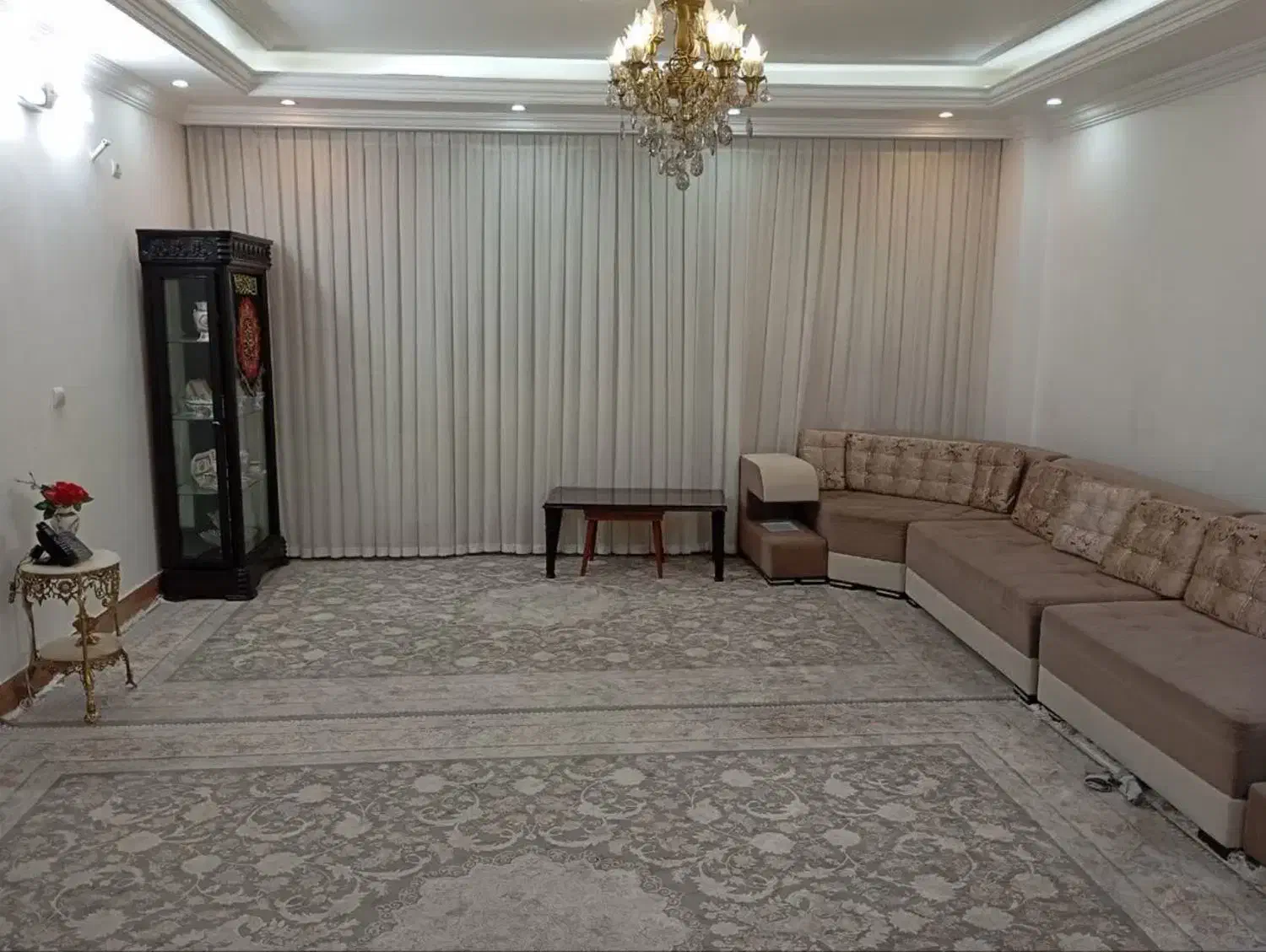 تک واحدی/دو خواب/رو به فضای سبز|اجارهٔ آپارتمان|قم, سعادتی|دیوار