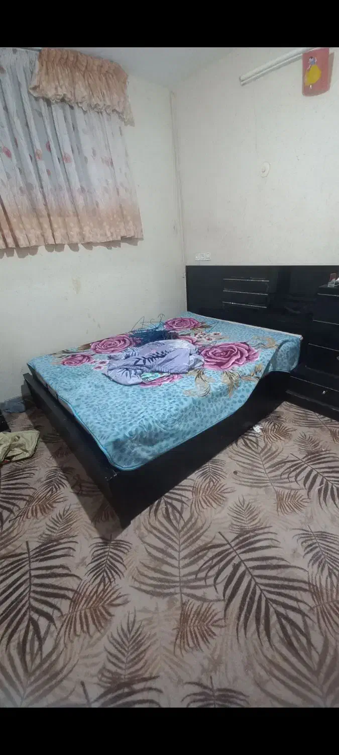 تخت و خوشخواب دو نفره|تخت و سرویس خواب|سبزوار, امیر کبیر|دیوار