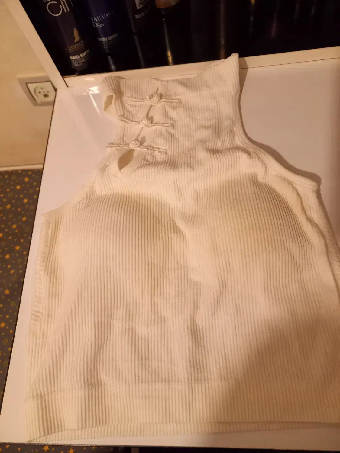 کراپ|لباس|کرمانشاه, |دیوار