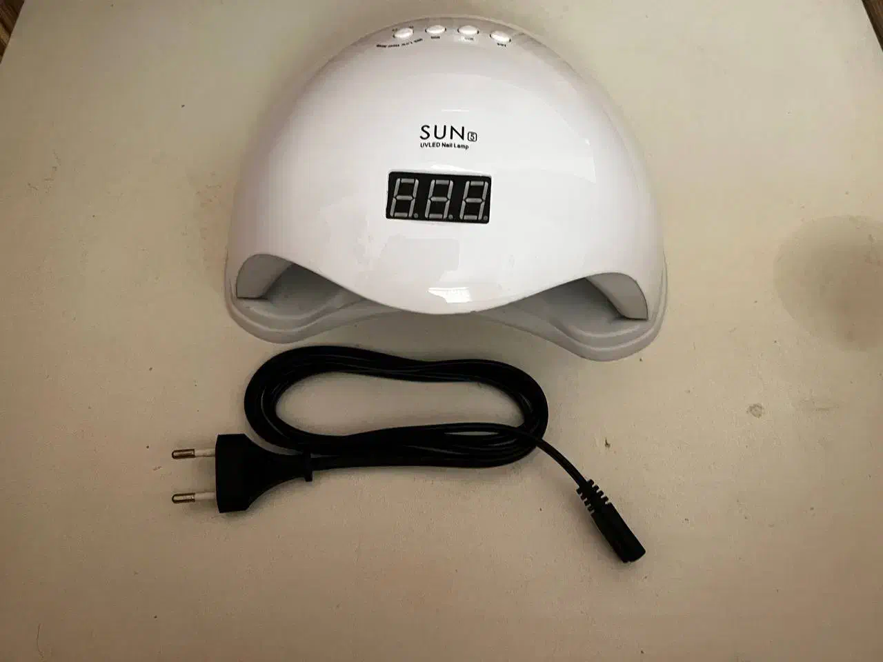 لوازم کاشت ناخن|آرایشگاه و سالن‌های زیبایی|رشت, شهرک آیت الله منتظری|دیوار