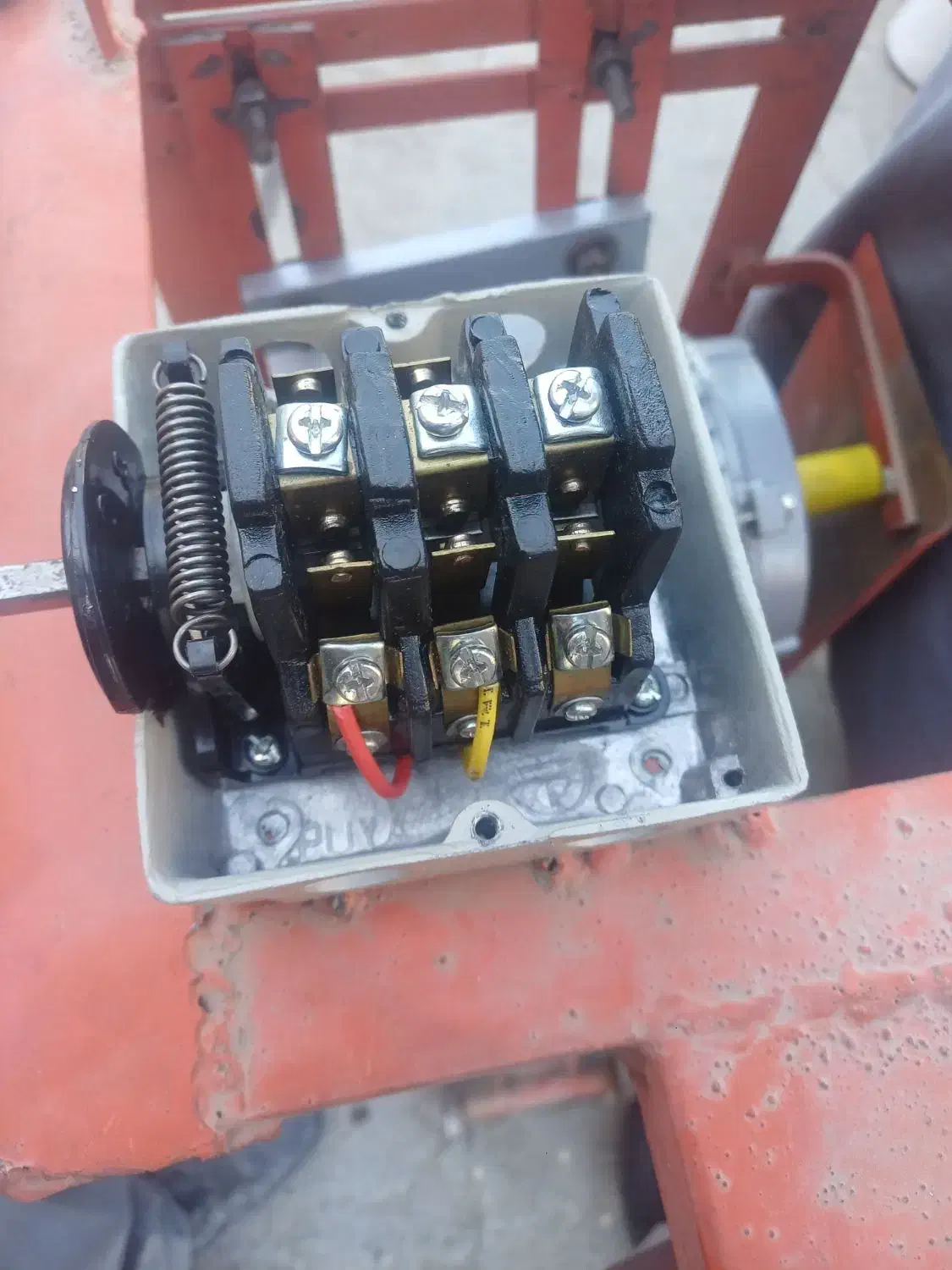 سیم پیچی|خدمات پیشه و مهارت|چابهار, |دیوار