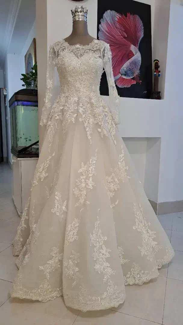 لباس عروس|لباس|بوشهر, |دیوار