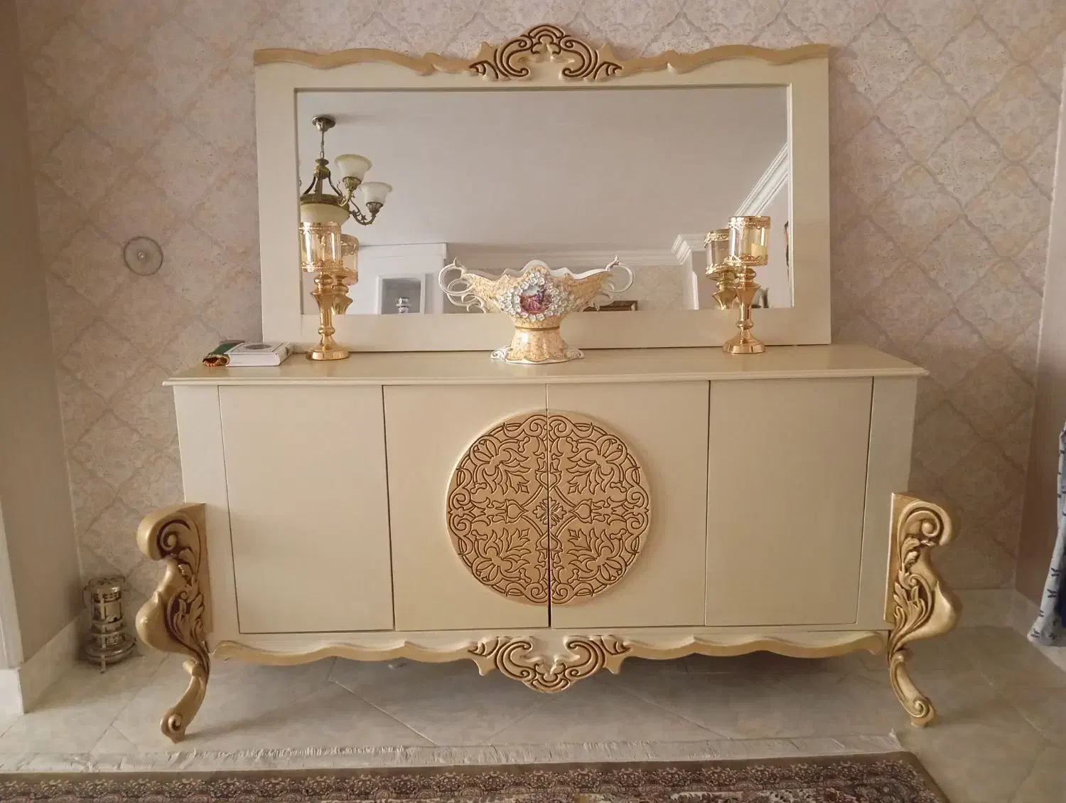 آیینه کنسول|بوفه، ویترین، کنسول|سمنان, |دیوار