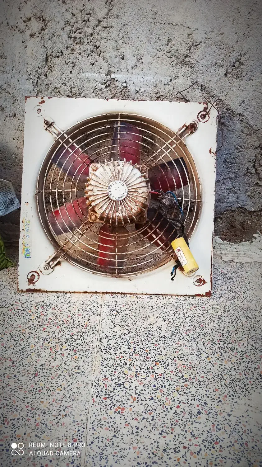 تهویه صنعتی|پنکه و تصفیهکنندهٔ هوا|آبپخش, |دیوار