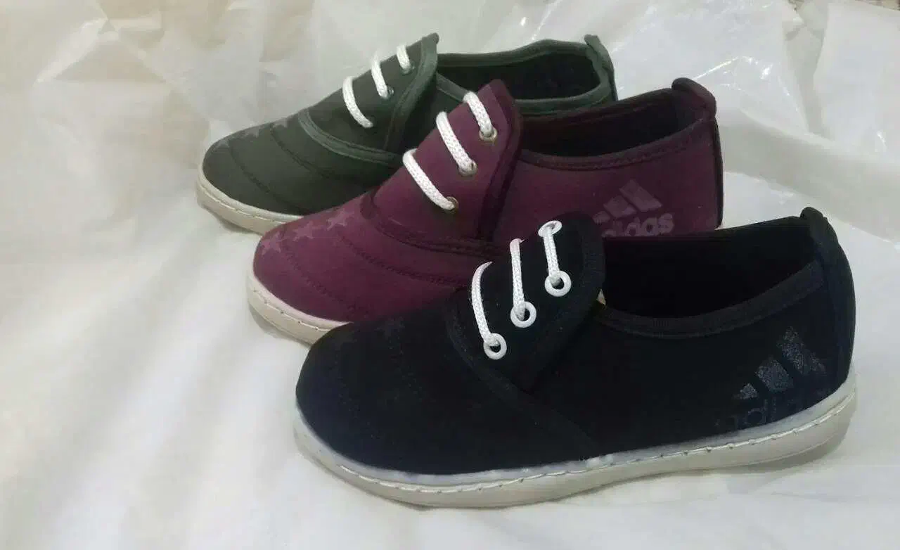 کفش سه بند بچگانه سایز ۳۱الی ۳۶قیمت ۲۰۰|کفش و لباس بچه|تبریز, |دیوار