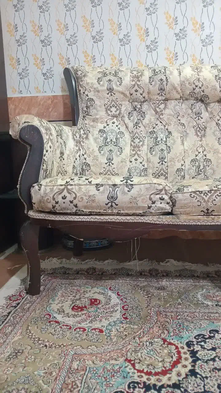 مبلمان سلطنتی|مبلمان خانگی و میز عسلی|شاهرود, |دیوار