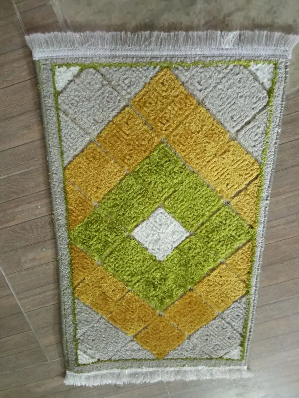 پادری برزنتی فانتزی|پادری|قم, نیروگاه|دیوار