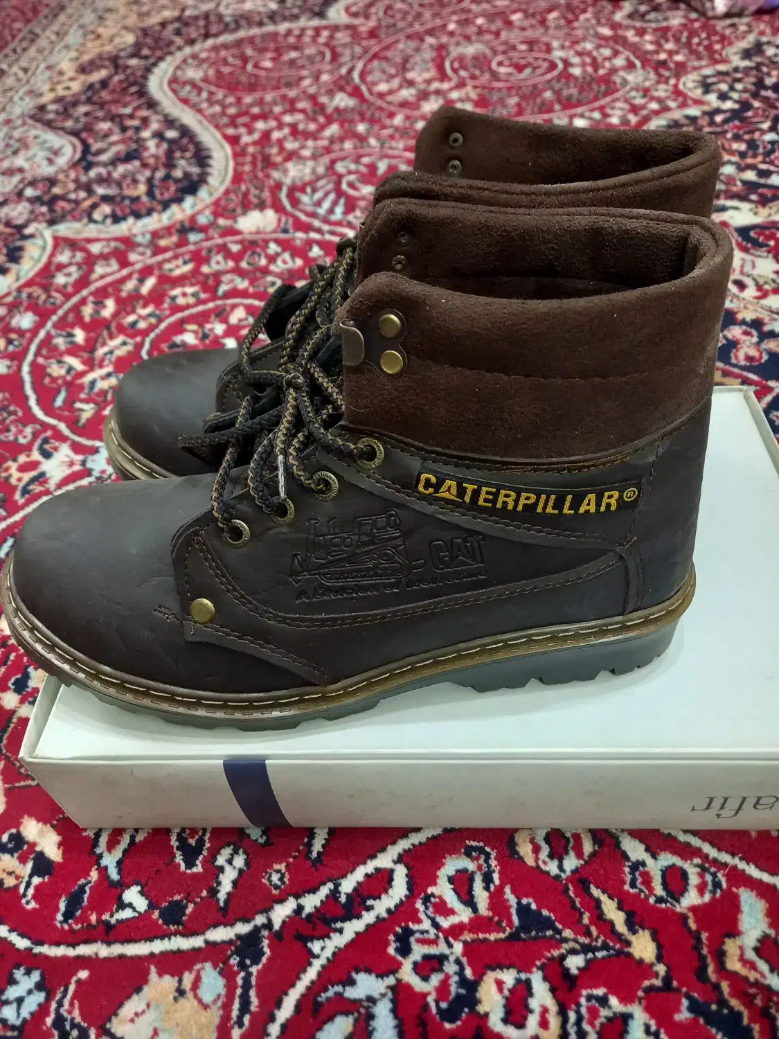 پوشاک|لباس|یزد, |دیوار