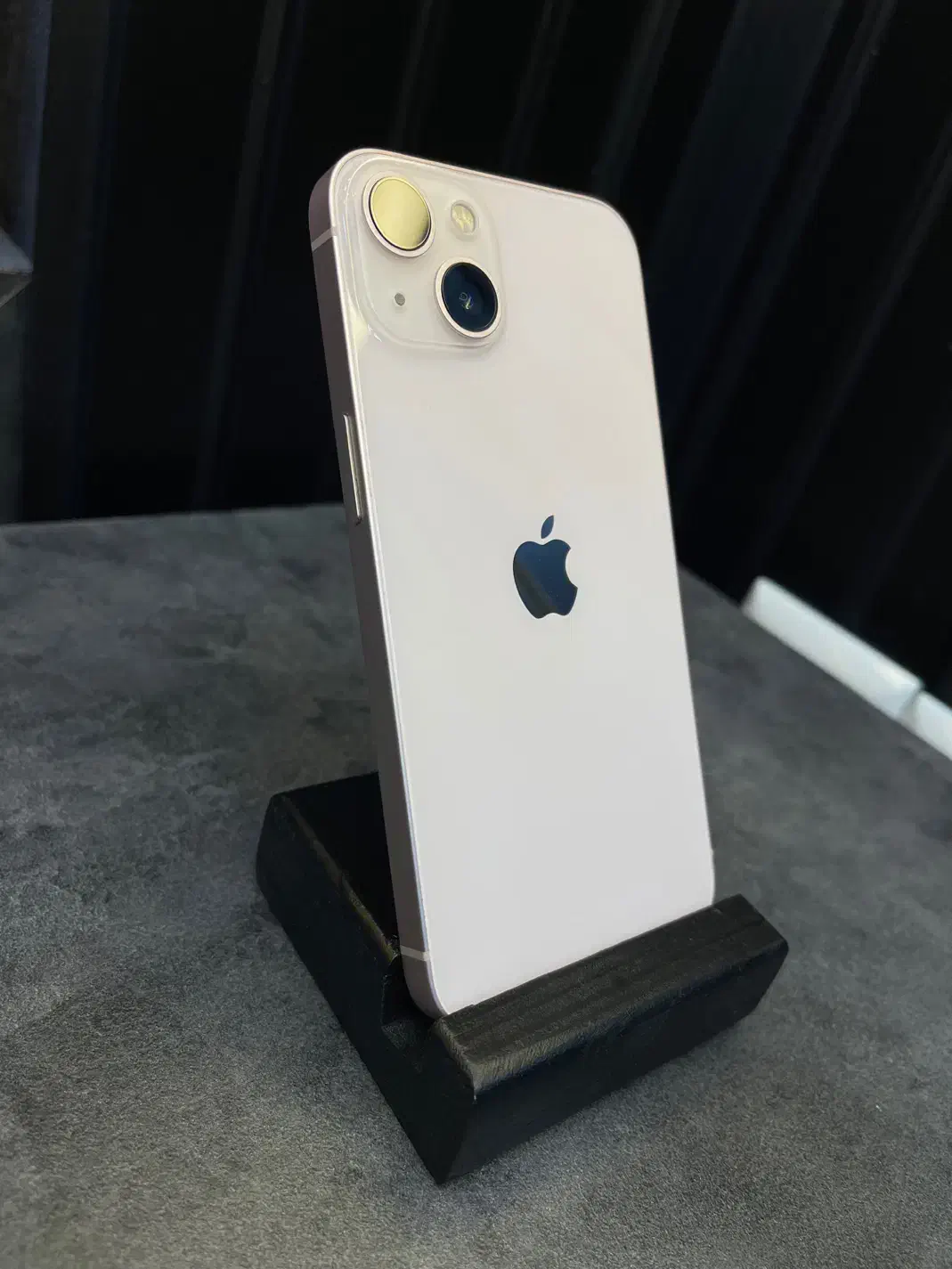 ایفون ۱۳ صورتی استثنایی|موبایل|اصفهان, جلفا|دیوار