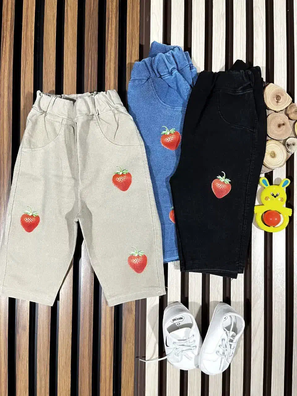 پولیشی|کفش و لباس بچه|خرمدشت, |دیوار