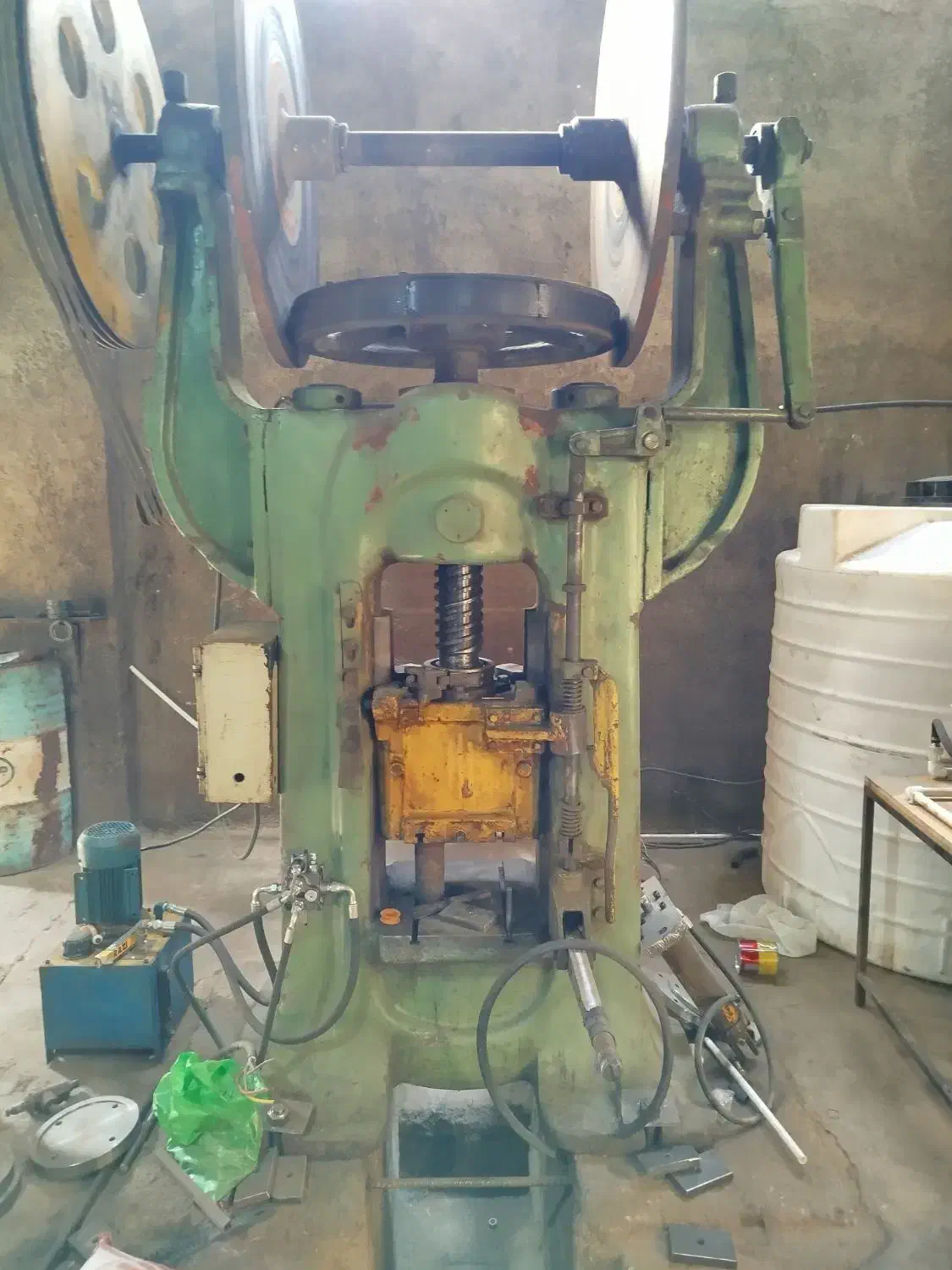 پرس فورج هارتلی 63 تن|ماشینآلات صنعتی|پاکدشت, پارچین|دیوار