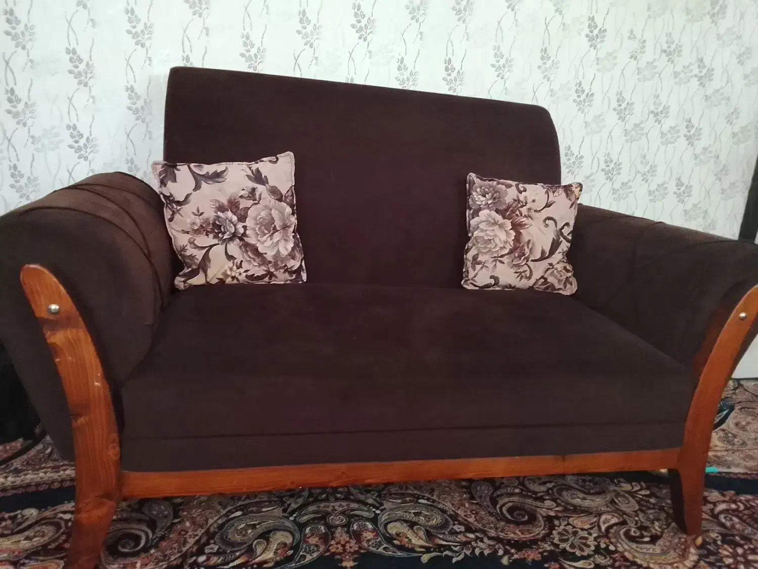 مبل هفت نفره|مبلمان خانگی و میز عسلی|آستانه اشرفیه, |دیوار