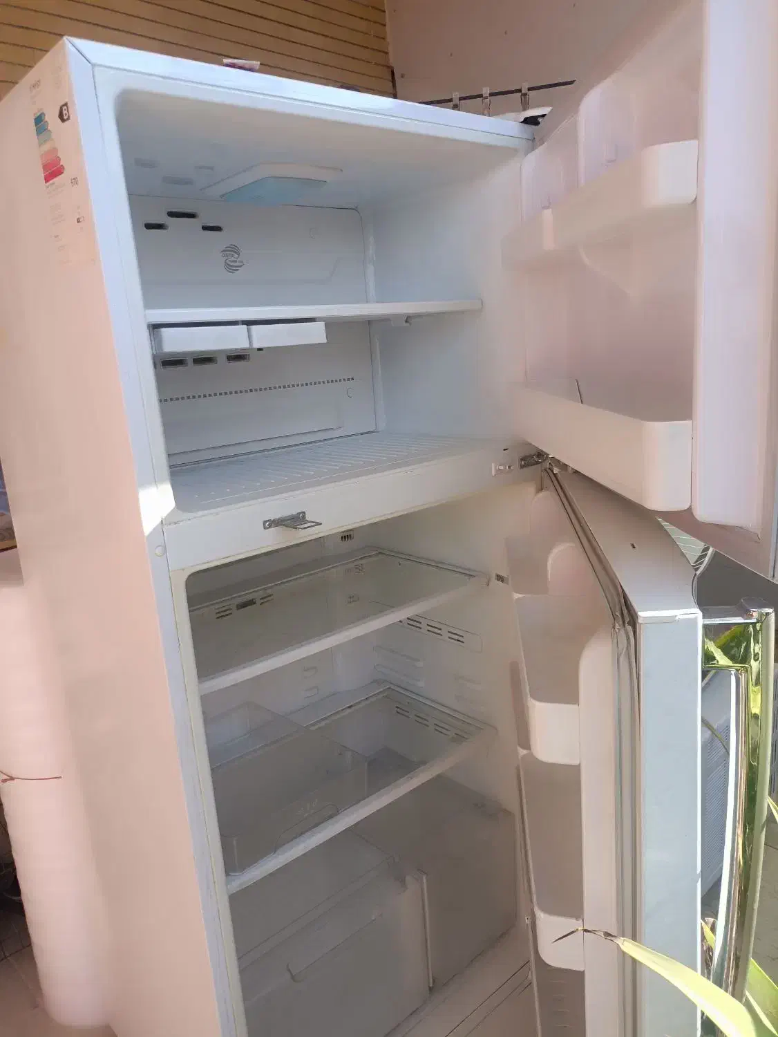 توجه ۳تا یخچال ۱ خارجی ۲تا ایرانی ۱ تخت دونفره|یخچال و فریزر|لامرد, |دیوار