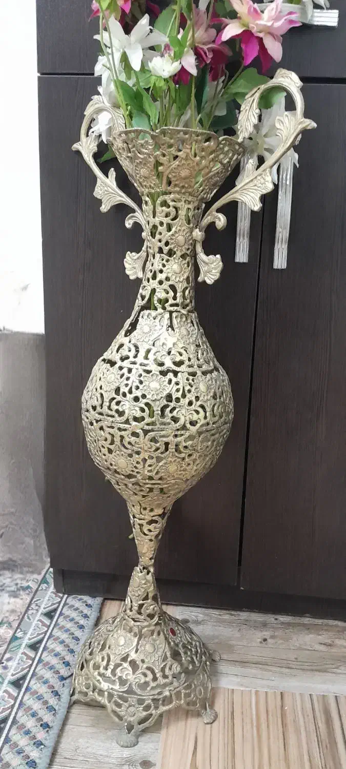 گلدان برنزی|صنایع دستی و سایر لوازم تزئینی|رباطکریم, الارد|دیوار