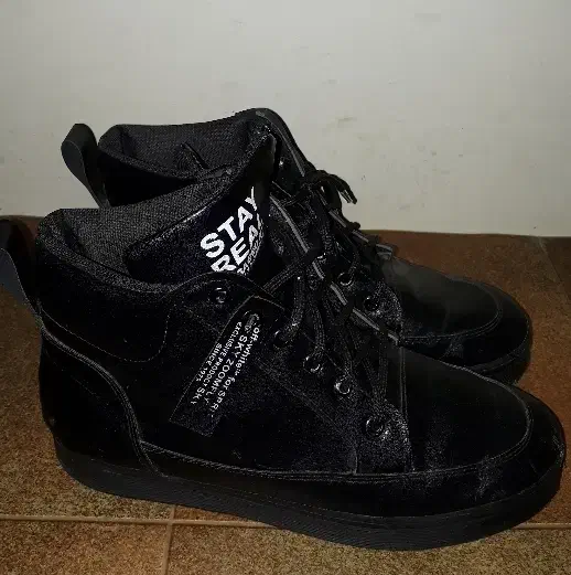 کت لی بلند|لباس|سنندج, |دیوار