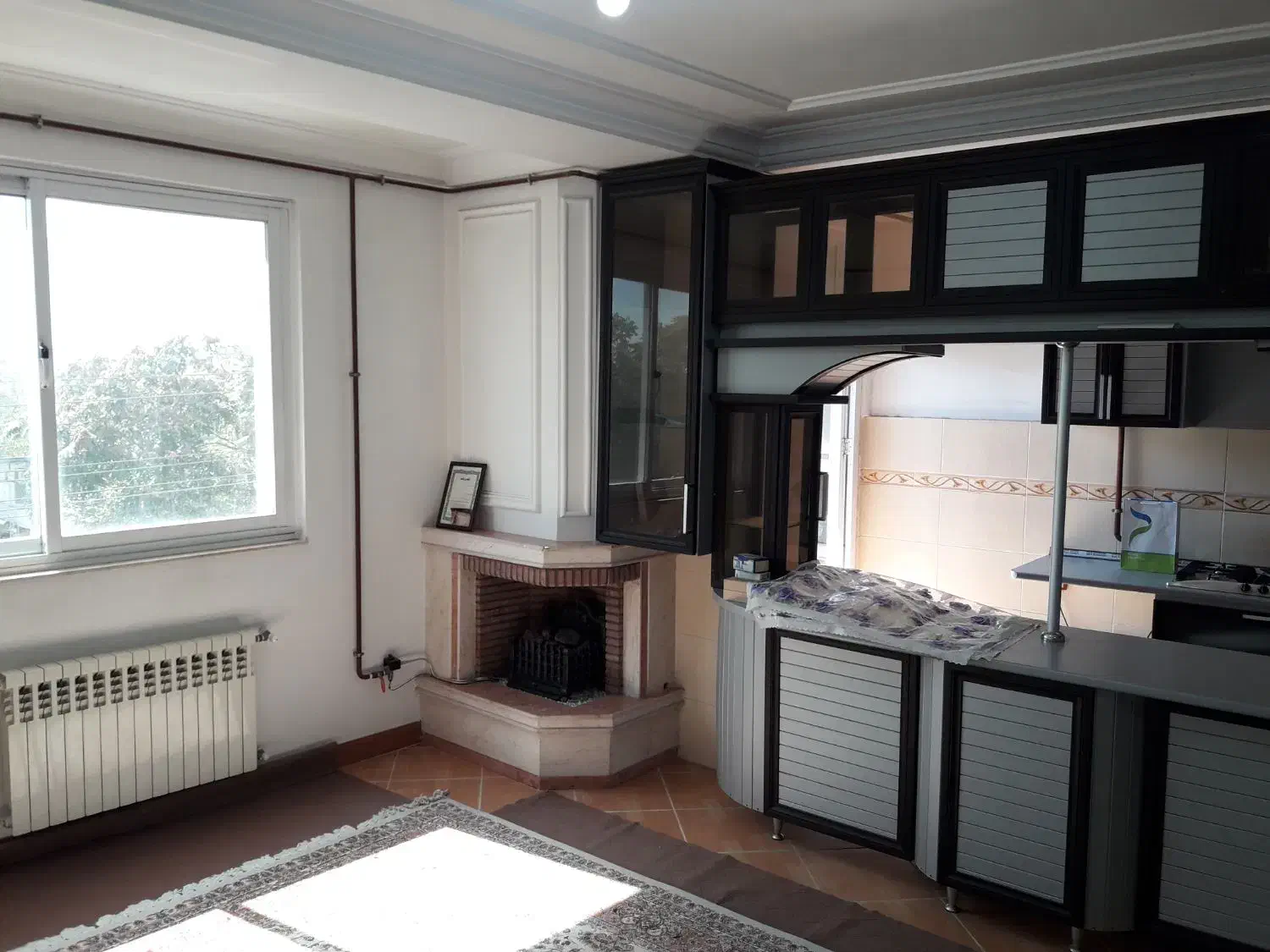 ۱۱۰ متر  دو  خواب  حافظ آباد جنب خیابان اصلی|اجارهٔ آپارتمان|رشت, یخسازی|دیوار