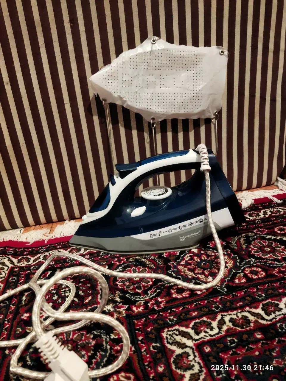 تعدادی وسیله خانگی ولباس|لباس|جوانرود, |دیوار