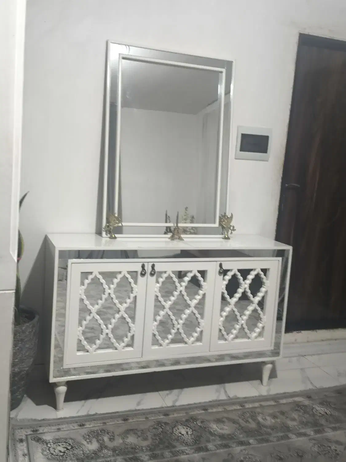 آینه کنسول و میز تلویزیون|بوفه، ویترین، کنسول|ری, علایین|دیوار