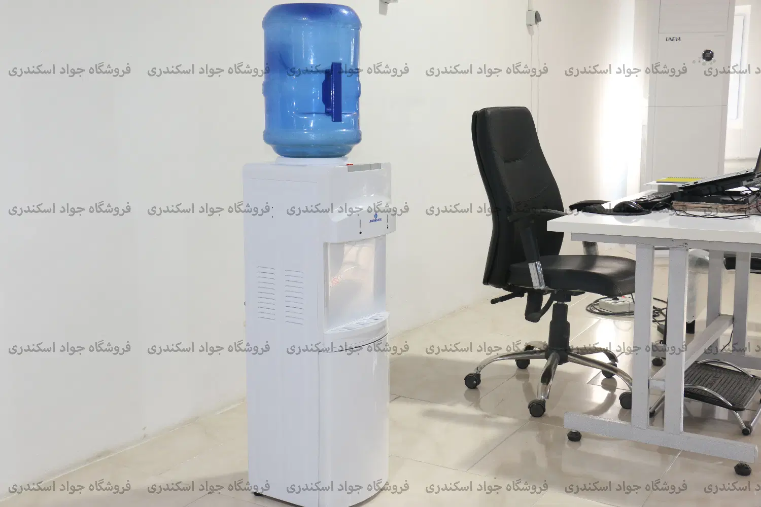آبسردکن صنعتی چهار شیر با مخزن تحت فشار|آبسردکن و تصفیه آب|تبریز, |دیوار