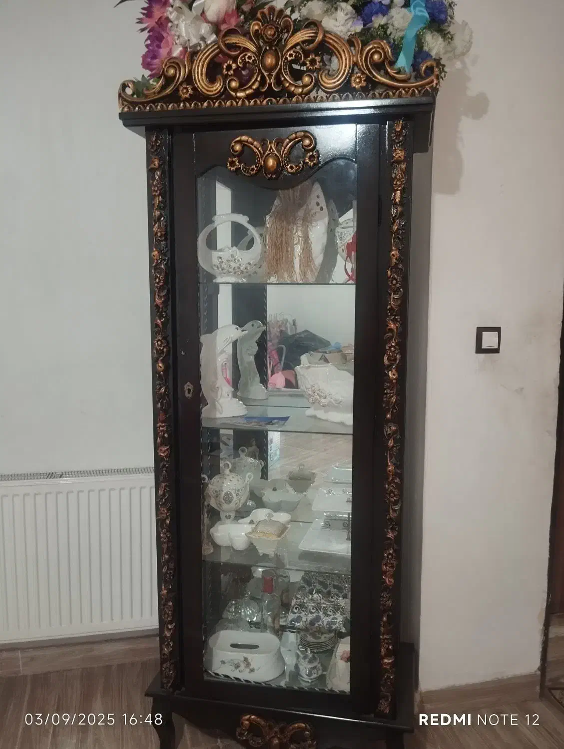 ویترین، کمدلباس|جاکفشی، کمد، دراور|صومعه‌سرا, |دیوار