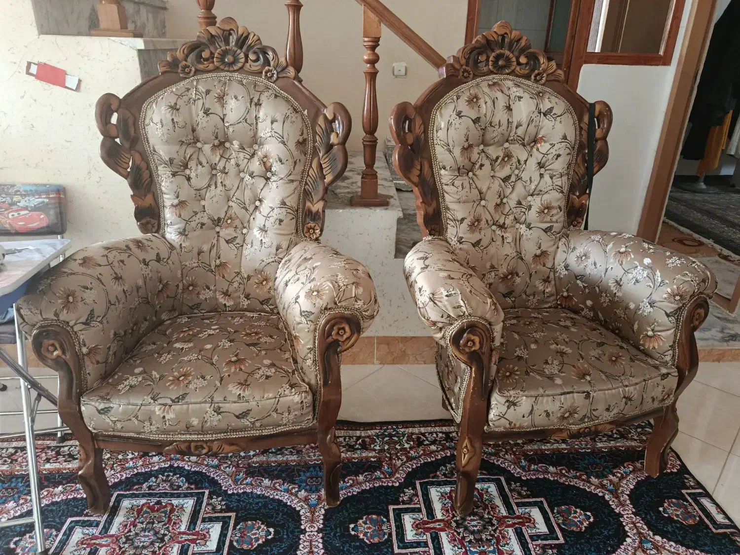 مبل ۹نفره سلطنتی|مبلمان خانگی و میز عسلی|فردوس (خراسان), |دیوار