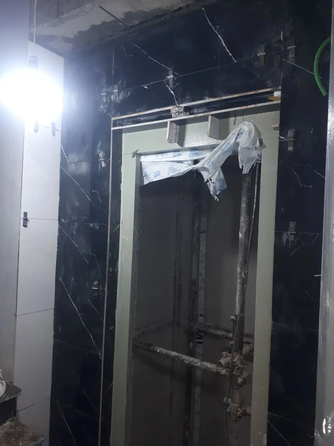 کاشی کاری وسنگ کاری|خدمات پیشه و مهارت|دورود, |دیوار