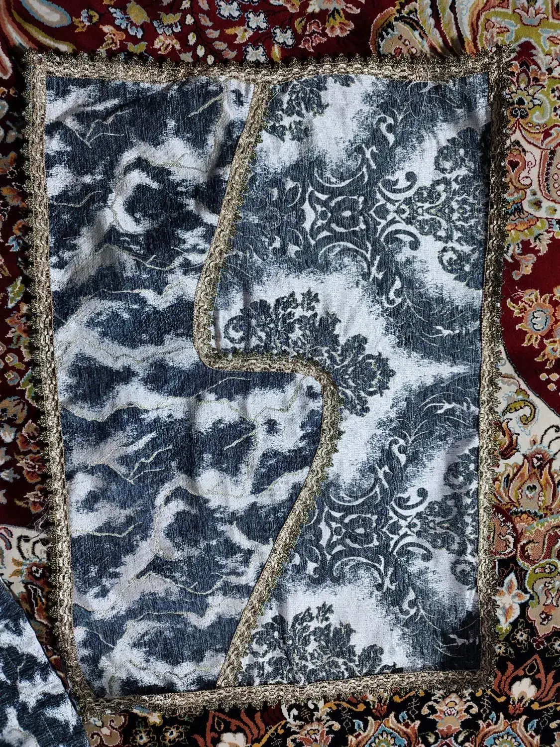 بالشت لوله ای وکمری|رختخواب، بالش، پتو|ایرانشهر, |دیوار