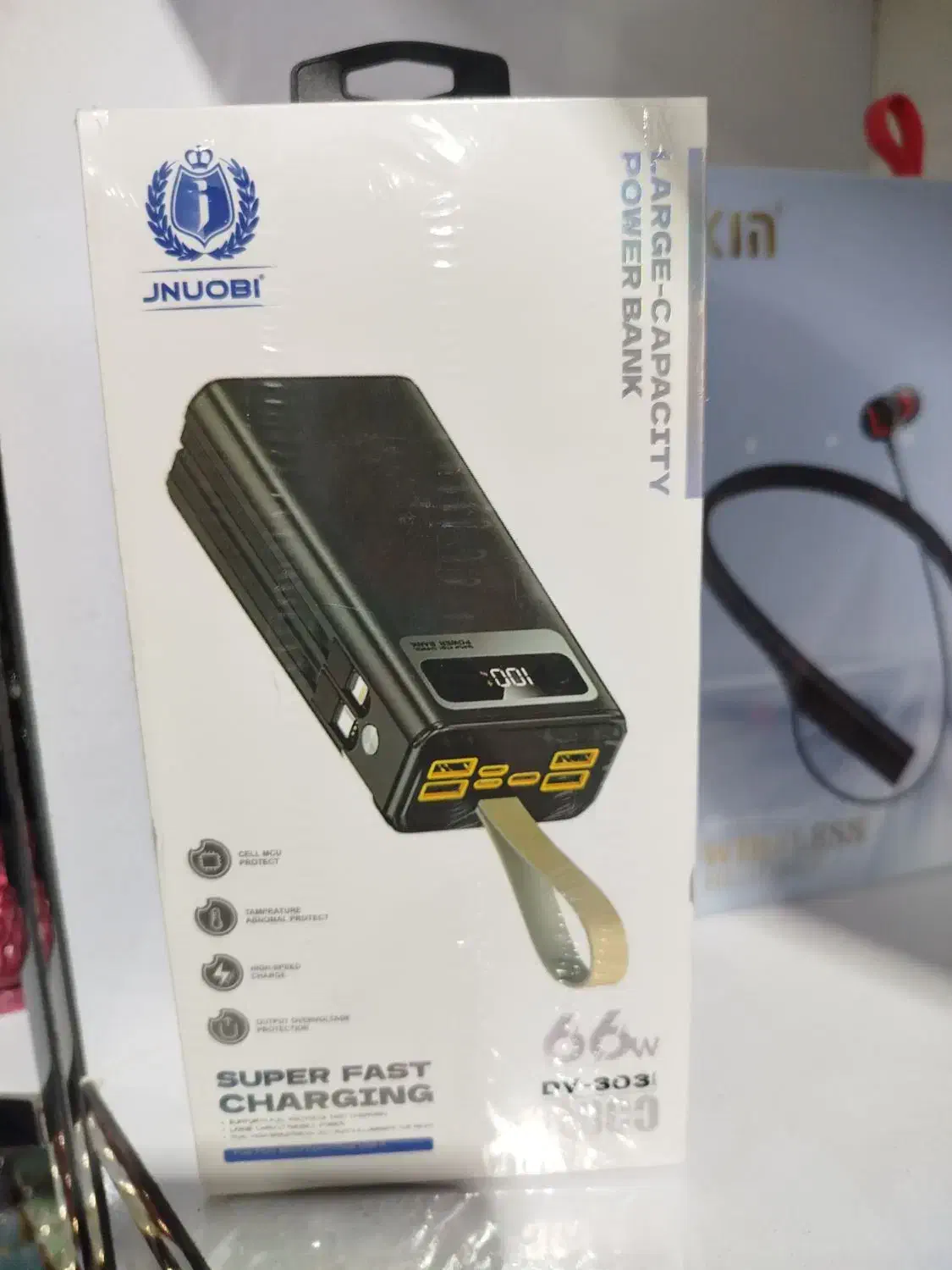 پاور بانک سی هزار چراغ قوه دار نو|لوازم جانبی موبایل و تبلت|یزد, |دیوار