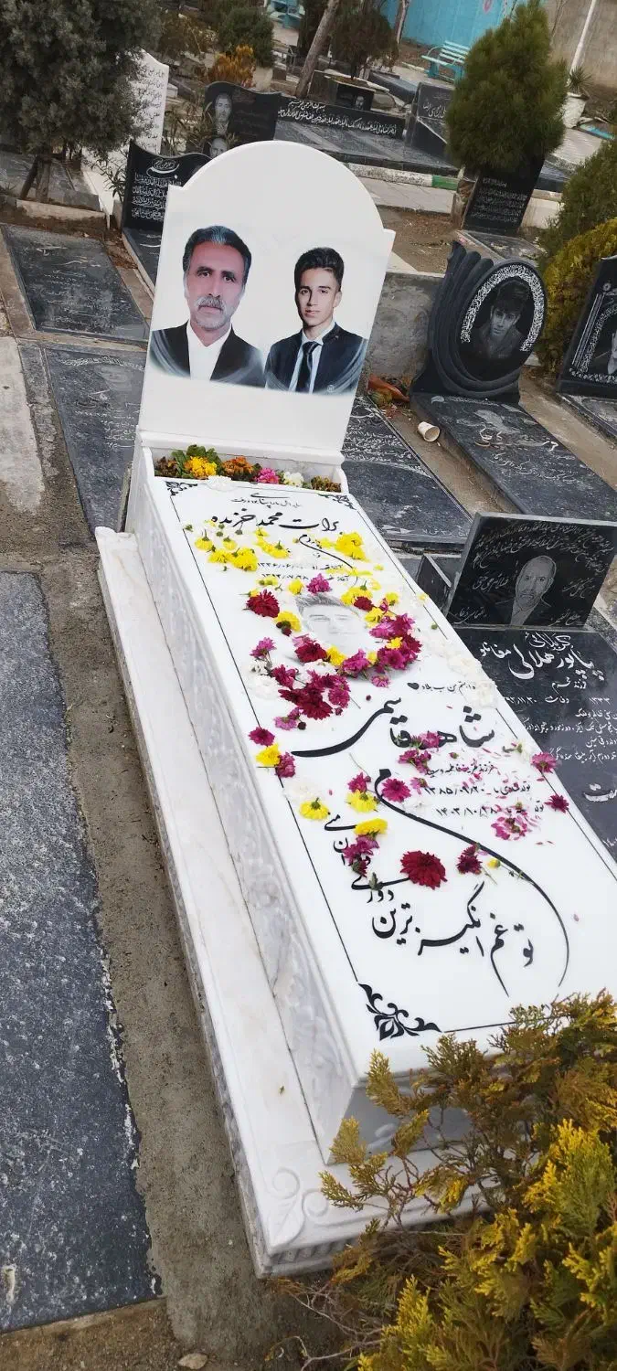 طراح و فتوشاب کارسنگ مزار|استخدام هنری و رسانه|قدس, شهر‌قدس|دیوار