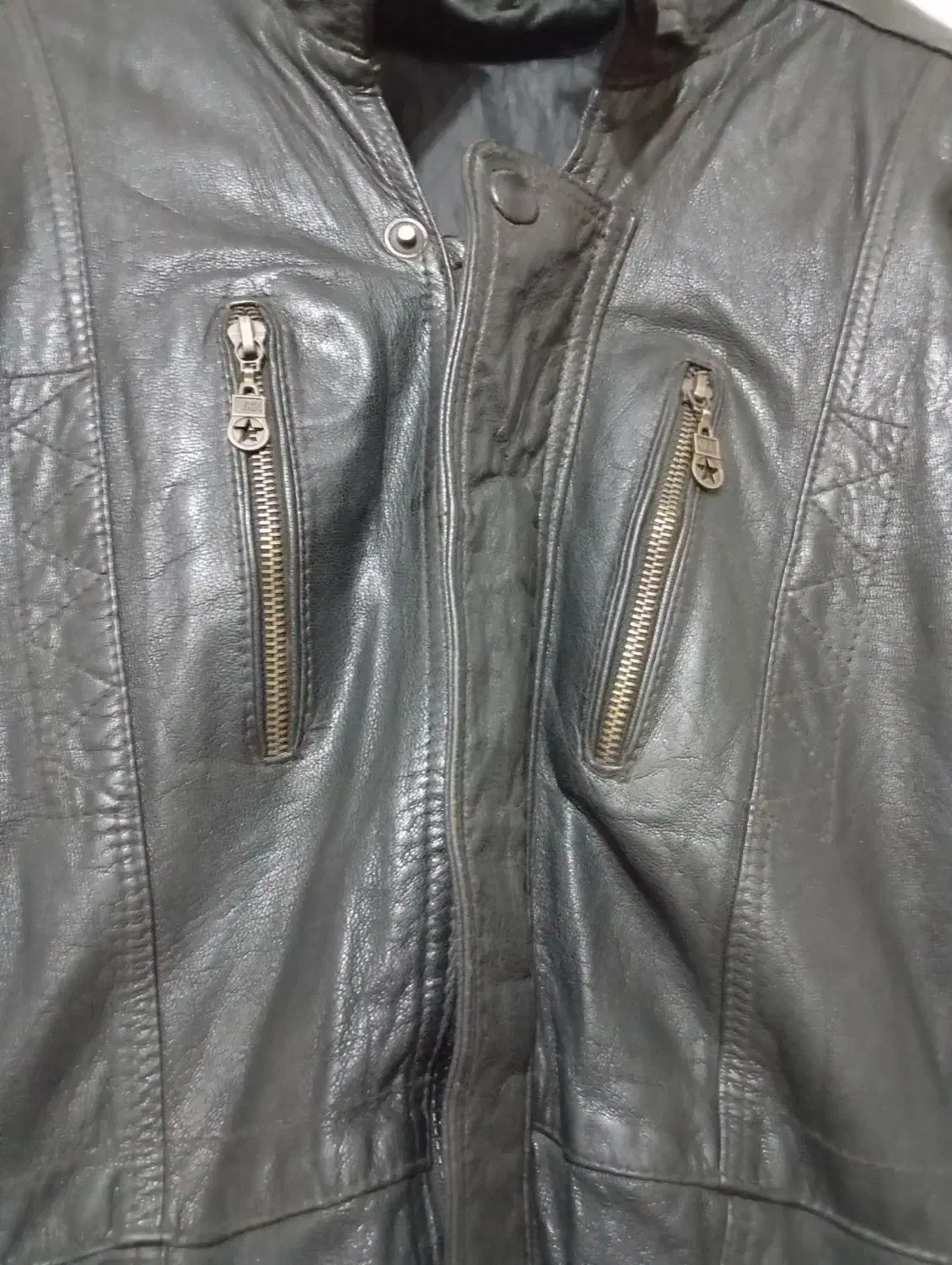 کاپشن چرم پلیسی|لباس|خوی, |دیوار